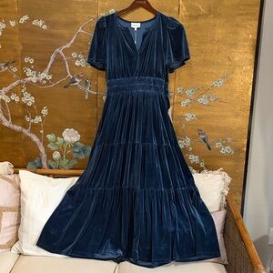 Bohme NWT blue velvet dress with smocked waistband and pockets size L